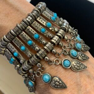 Vintage looking silver and turquoise bracelet